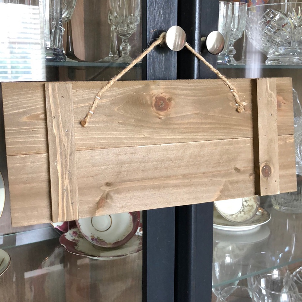 HOME Farmhouse Style Sign - Picture 3 of 3